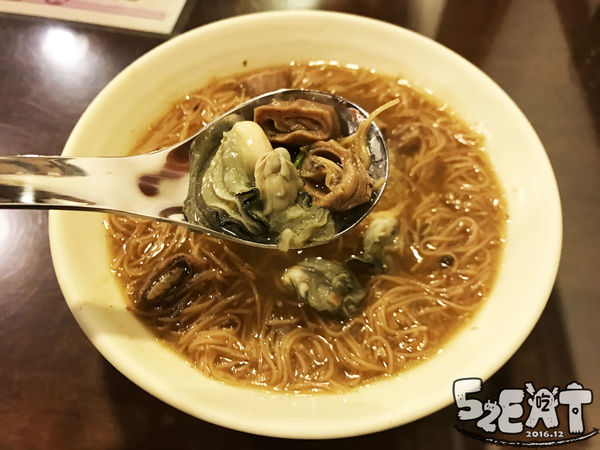 食記三峽蚵仔麵線8.jpg