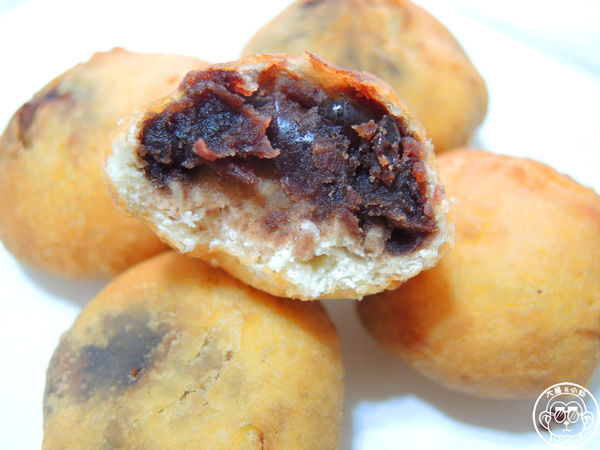 天天饅頭：呷飽祙【台中中區･天天饅頭】營業超過一甲子的涮嘴小點心