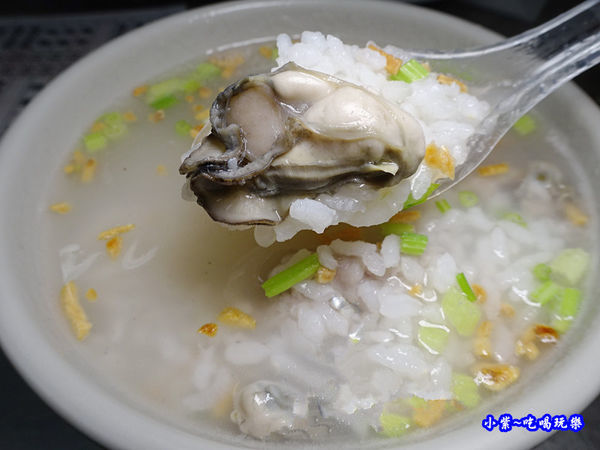 蚵仔粥-樂群街美食 (9).jpg