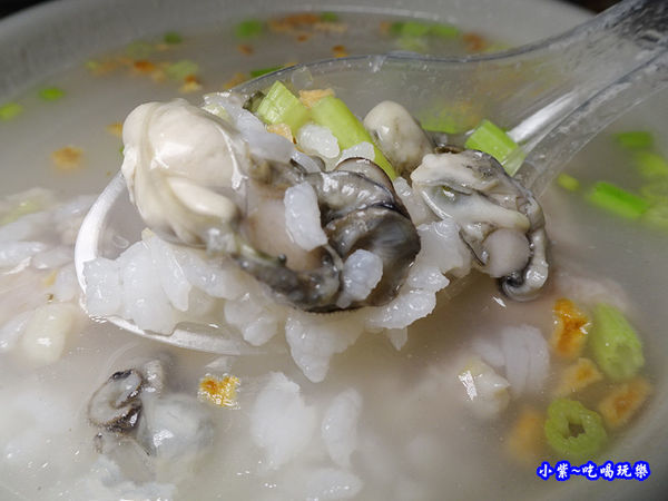 蚵仔粥-樂群街美食 (11).jpg