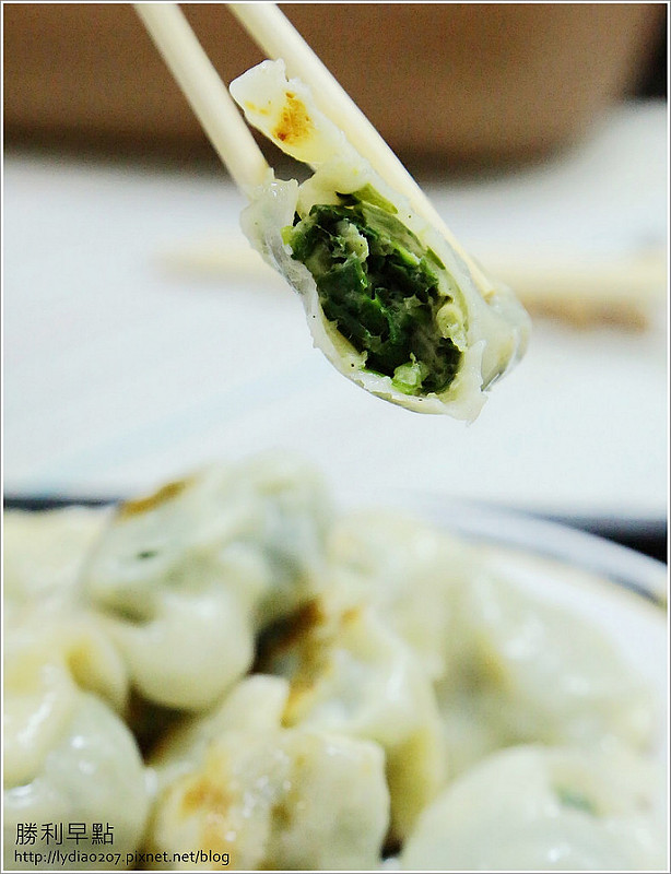 【食記│台南】勝利早點~深夜也要吃的早餐，不是賣早點的嗎?為什麼深夜人潮還是大爆滿呢?