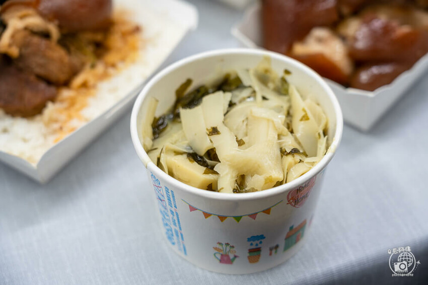 台中市西區夜間部爌肉飯 | 台中米其林必比登推薦美食，宵夜必吃招牌爌肉飯~營業到AM2:00