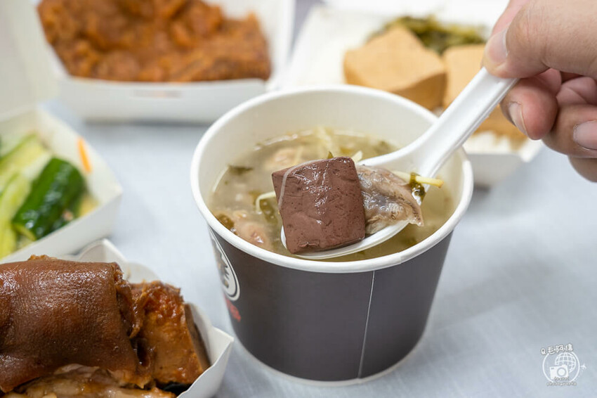 台中市西區夜間部爌肉飯 | 台中米其林必比登推薦美食，宵夜必吃招牌爌肉飯~營業到AM2:00