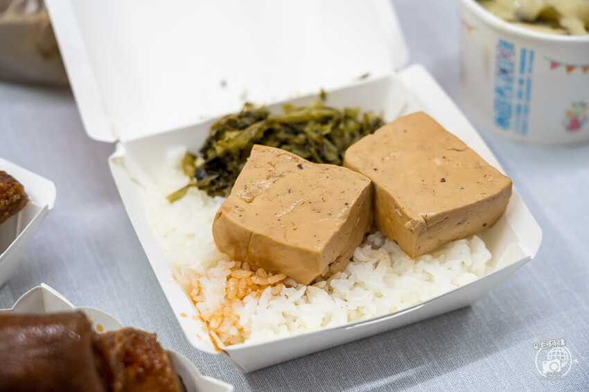 台中市西區夜間部爌肉飯 | 台中米其林必比登推薦美食，宵夜必吃招牌爌肉飯~營業到AM2:00