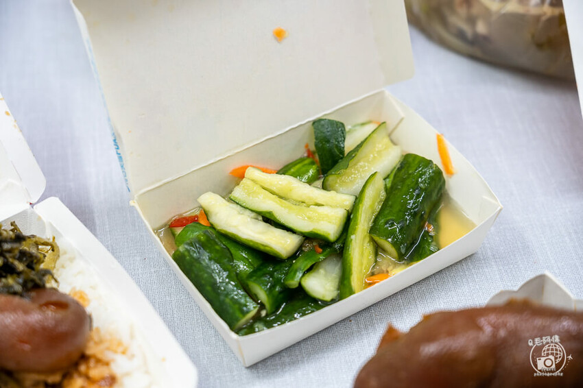 台中市西區夜間部爌肉飯 | 台中米其林必比登推薦美食，宵夜必吃招牌爌肉飯~營業到AM2:00