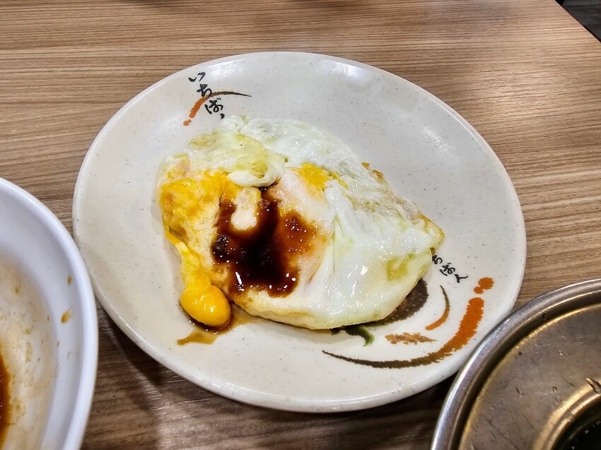 米其林必比登推薦!台中夜間部爌肉飯 宵夜排隊人潮滿滿