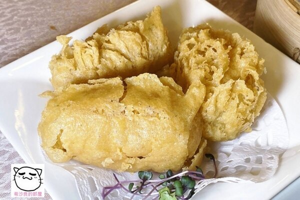 220304HOWARD_2806.jpg 220304HOWARD_2806.jpg