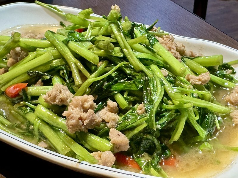 桃園市桃園區桃園泰式料理｜詠順小吃 經濟實惠，濃濃泰味，異國美味好吃極了！（桃園美食/桃園火車站後站美食）