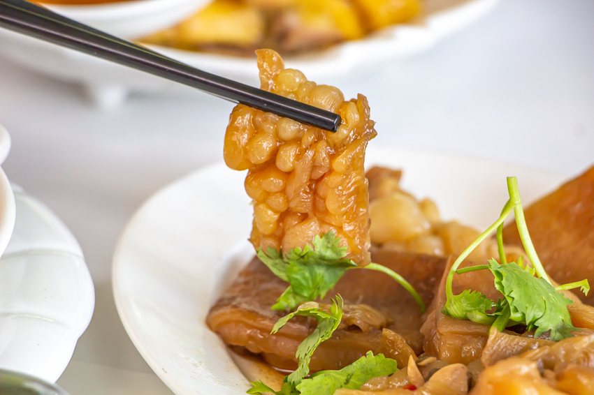 苗栗頭份,五星級製茶園-怡明茶園,來到這兒不僅品茶吃茶還賞茶~一舉數得很滿足。 - 微笑Joe幸運