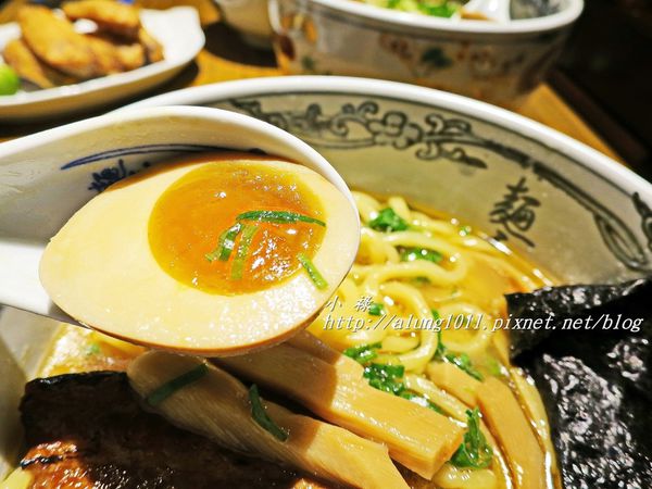 麵屋武藏(武骨店):麵屋武藏 / 左營武骨店 / 叉燒肉好吃!! 麵屋武藏(武骨店):麵屋武藏 / 左營武骨店 / 叉燒肉好吃!!