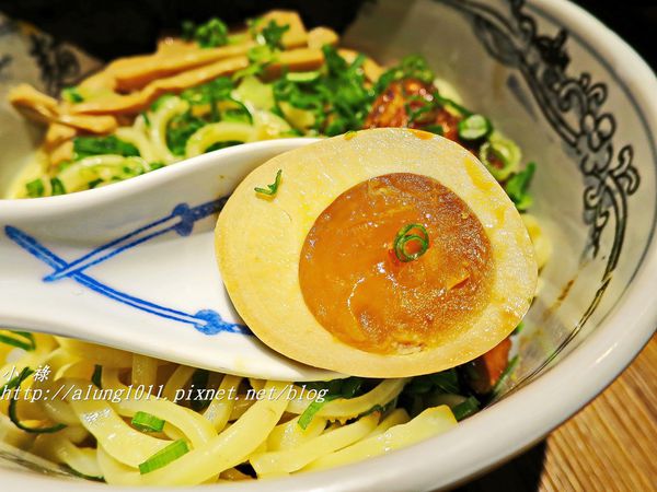 麵屋武藏(武骨店):麵屋武藏 / 左營武骨店 / 叉燒肉好吃!! 麵屋武藏(武骨店):麵屋武藏 / 左營武骨店 / 叉燒肉好吃!!