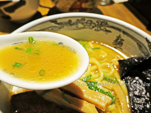 麵屋武藏(武骨店):麵屋武藏 / 左營武骨店 / 叉燒肉好吃!! 麵屋武藏(武骨店):麵屋武藏 / 左營武骨店 / 叉燒肉好吃!!