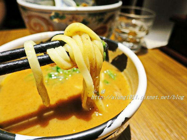 麵屋武藏(武骨店):麵屋武藏 / 左營武骨店 / 叉燒肉好吃!! 麵屋武藏(武骨店):麵屋武藏 / 左營武骨店 / 叉燒肉好吃!!