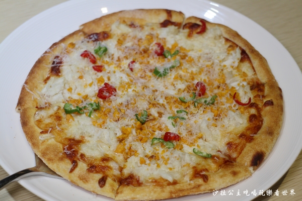 義大利米蘭手工窯烤披薩餐廳(台北中山店)：四平陽光商圈美食『義大利米蘭手工窯烤披薩餐廳(台北中山店)』必點冰披薩/肋排/牛.羊排/捷運松江南京站