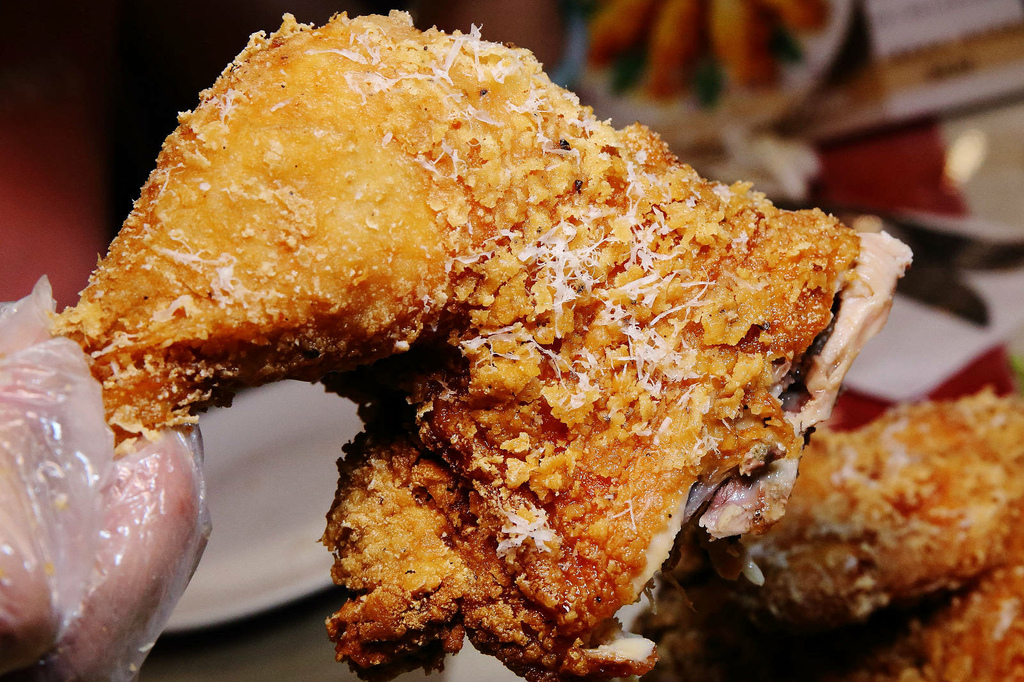 中山站義式餐廳推薦，義大利米蘭手工窯烤披薩，披薩美味又道地說