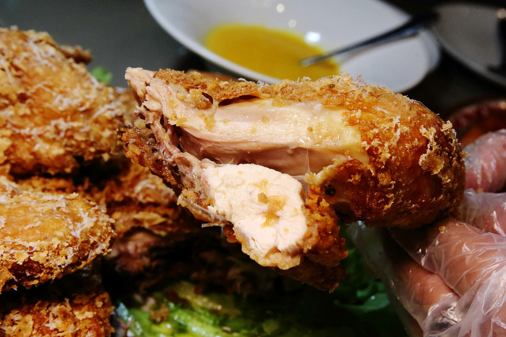 中山站義式餐廳推薦，義大利米蘭手工窯烤披薩，披薩美味又道地說