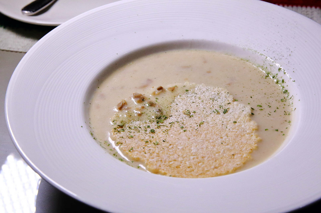 中山站義式餐廳推薦，義大利米蘭手工窯烤披薩，披薩美味又道地說