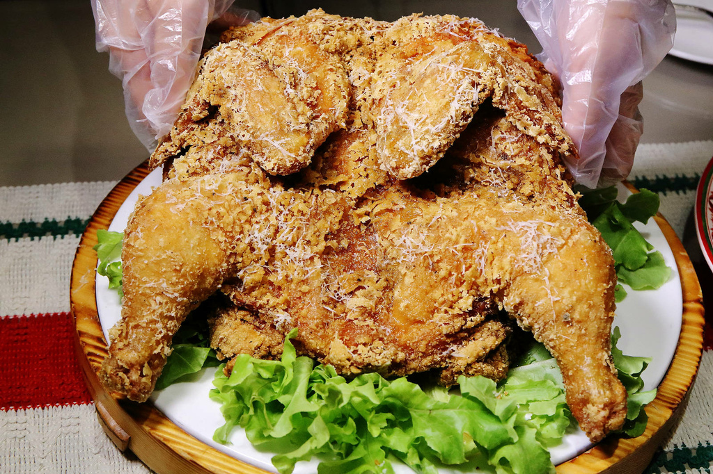 中山站義式餐廳推薦，義大利米蘭手工窯烤披薩，披薩美味又道地說