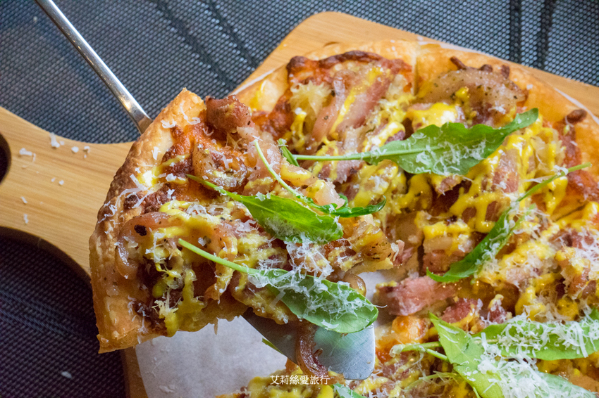 松江南京美食》義大利米蘭手工窯烤披薩 手工揉餅皮 真材實料頂級食材 四平商圈 - 艾莉絲愛旅行