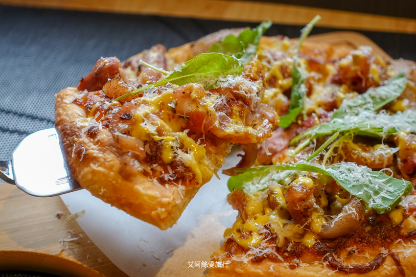 松江南京美食》義大利米蘭手工窯烤披薩 手工揉餅皮 真材實料頂級食材 四平商圈 - 艾莉絲愛旅行