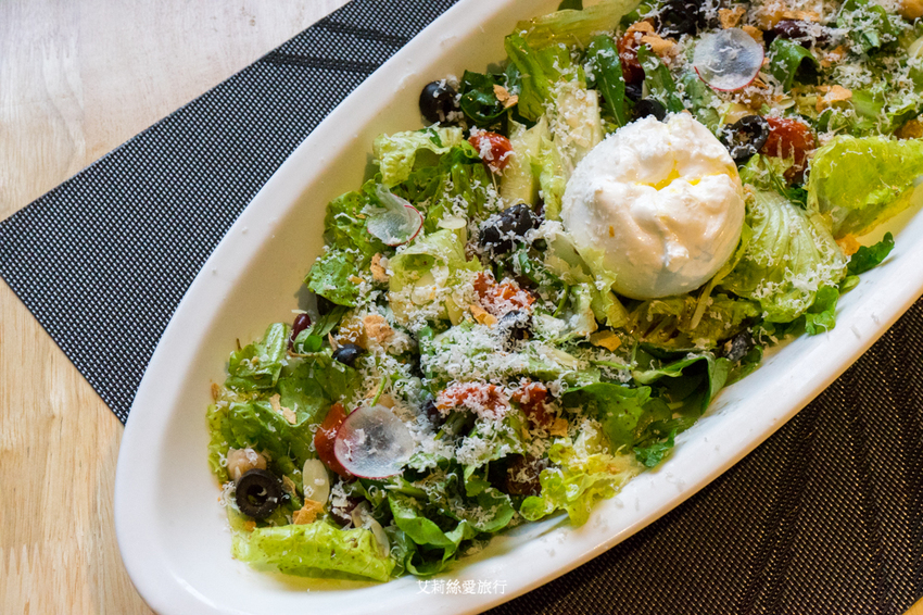 松江南京美食》義大利米蘭手工窯烤披薩 手工揉餅皮 真材實料頂級食材 四平商圈 - 艾莉絲愛旅行