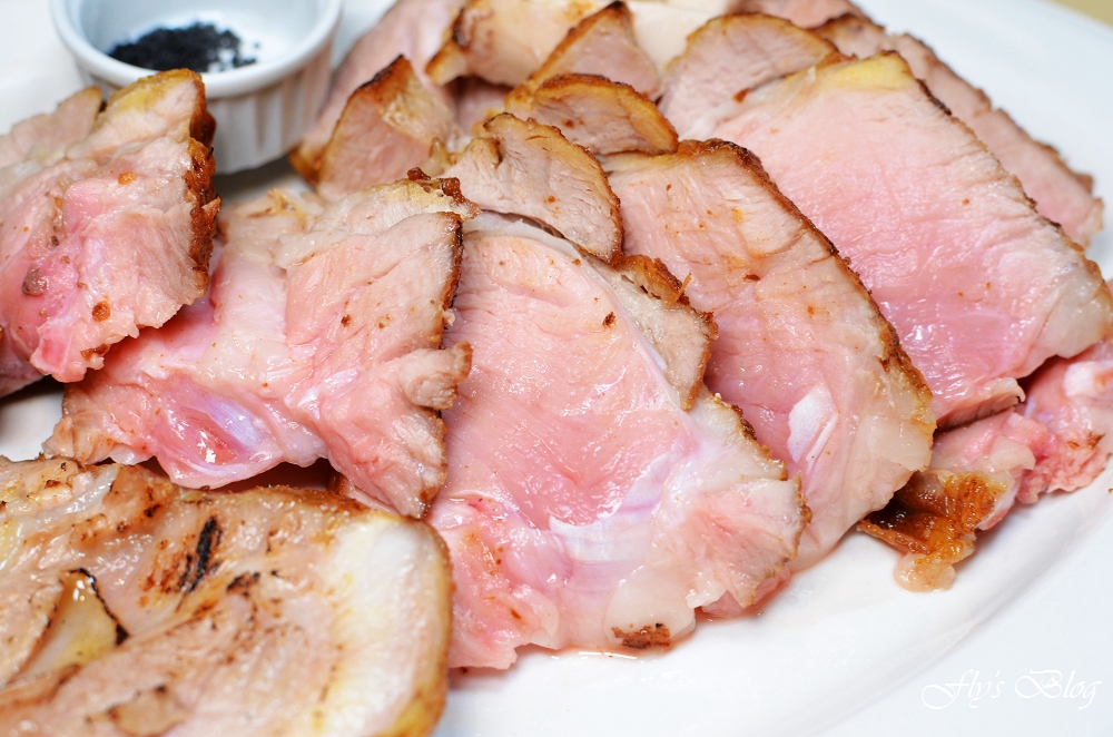 義大利米蘭手工窯烤披薩，馬卡龍披薩太奢侈了啦，好看又好吃！