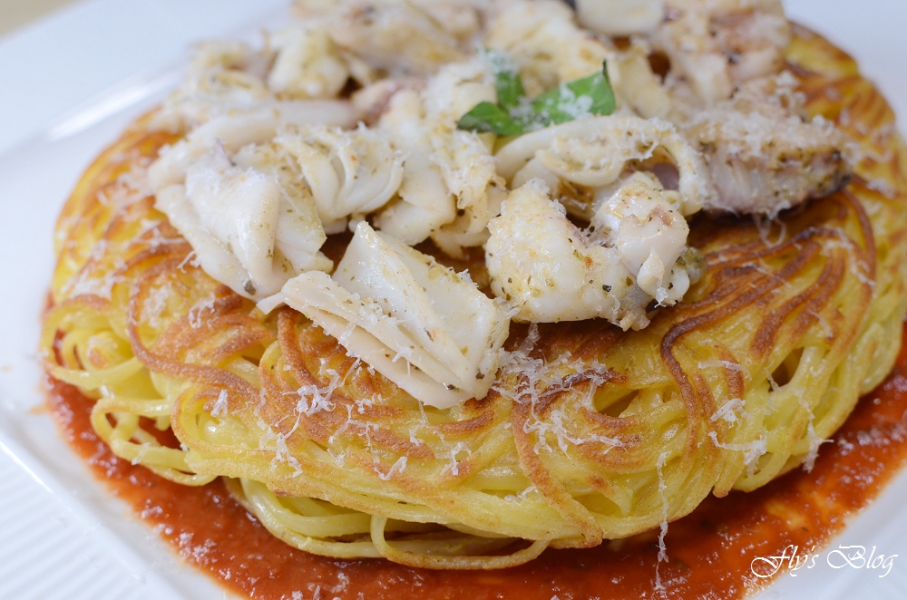 義大利米蘭手工窯烤披薩，馬卡龍披薩太奢侈了啦，好看又好吃！