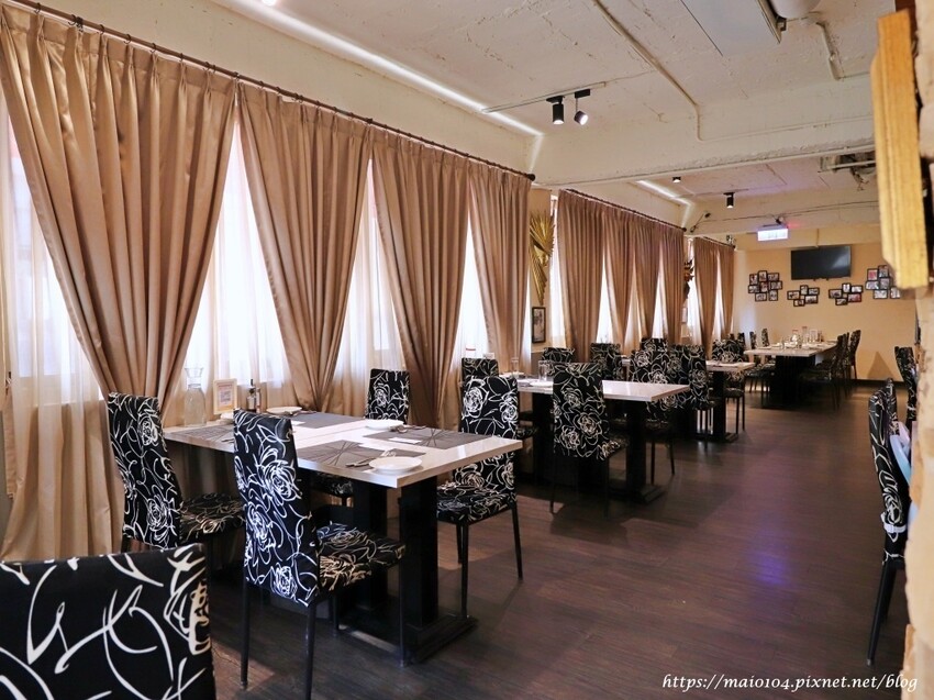 義大利米蘭手工窯烤披薩Milano Pizzeria~披薩不再只有熱熱吃的選項,冷冷吃也很歐伊西,炸雞榮登我心目中