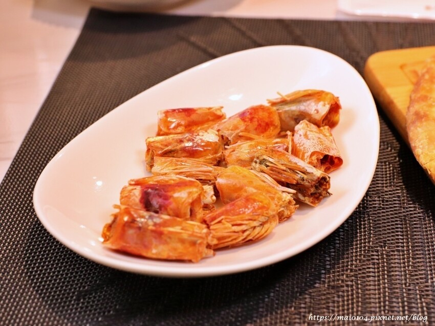 義大利米蘭手工窯烤披薩Milano Pizzeria~披薩不再只有熱熱吃的選項,冷冷吃也很歐伊西,炸雞榮登我心目中