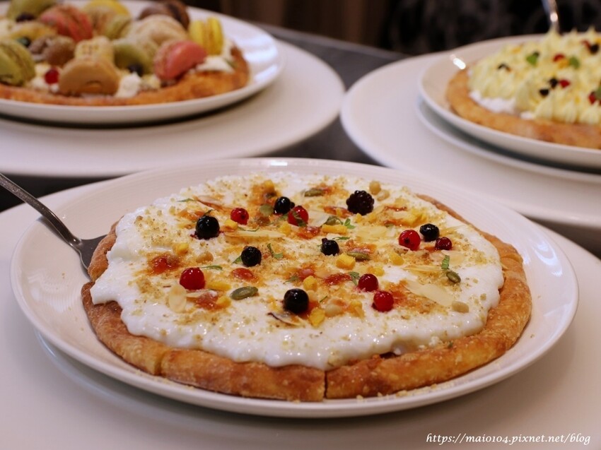 義大利米蘭手工窯烤披薩Milano Pizzeria~披薩不再只有熱熱吃的選項,冷冷吃也很歐伊西,炸雞榮登我心目中