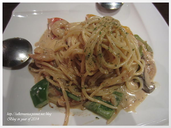 『呷』「捷運淡水站」☆ 淡水長堤 ☆ 河景比餐點還無敵