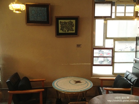 矮桌椅.JPG 矮桌椅.JPG