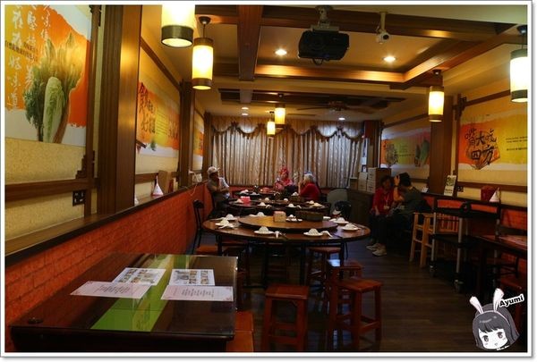 寧波風味小館：[食記]►台中北區◄寧菠小館/家傳香酥道口燒雞/首獎黃金竹筍糕/麻油雞酒蛋鍋/鳳梨水果醋溜魚/花漾台中彩虹米香燜飯/大甲雪花芋頭拔絲