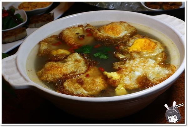 寧波風味小館：[食記]►台中北區◄寧菠小館/家傳香酥道口燒雞/首獎黃金竹筍糕/麻油雞酒蛋鍋/鳳梨水果醋溜魚/花漾台中彩虹米香燜飯/大甲雪花芋頭拔絲