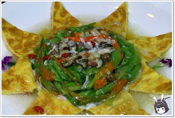 寧波風味小館：[食記]►台中北區◄寧菠小館/家傳香酥道口燒雞/首獎黃金竹筍糕/麻油雞酒蛋鍋/鳳梨水果醋溜魚/花漾台中彩虹米香燜飯/大甲雪花芋頭拔絲