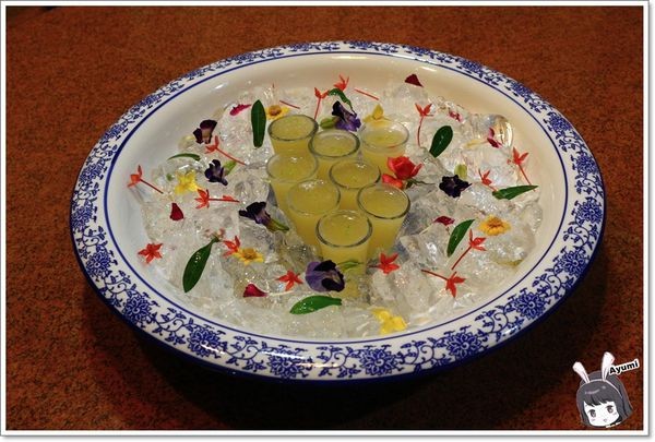 寧波風味小館：[食記]►台中北區◄寧菠小館/家傳香酥道口燒雞/首獎黃金竹筍糕/麻油雞酒蛋鍋/鳳梨水果醋溜魚/花漾台中彩虹米香燜飯/大甲雪花芋頭拔絲