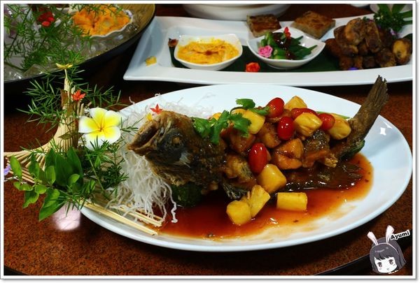 寧波風味小館：[食記]►台中北區◄寧菠小館/家傳香酥道口燒雞/首獎黃金竹筍糕/麻油雞酒蛋鍋/鳳梨水果醋溜魚/花漾台中彩虹米香燜飯/大甲雪花芋頭拔絲