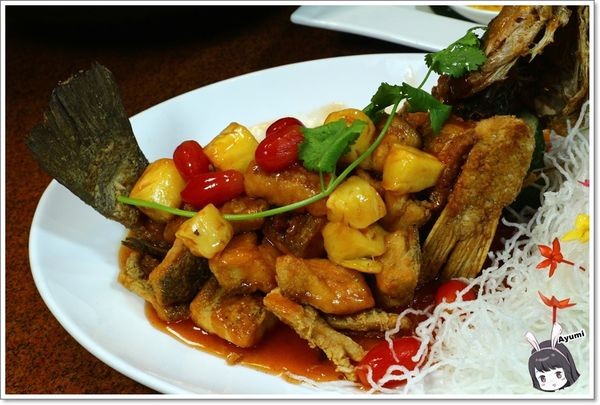 寧波風味小館：[食記]►台中北區◄寧菠小館/家傳香酥道口燒雞/首獎黃金竹筍糕/麻油雞酒蛋鍋/鳳梨水果醋溜魚/花漾台中彩虹米香燜飯/大甲雪花芋頭拔絲