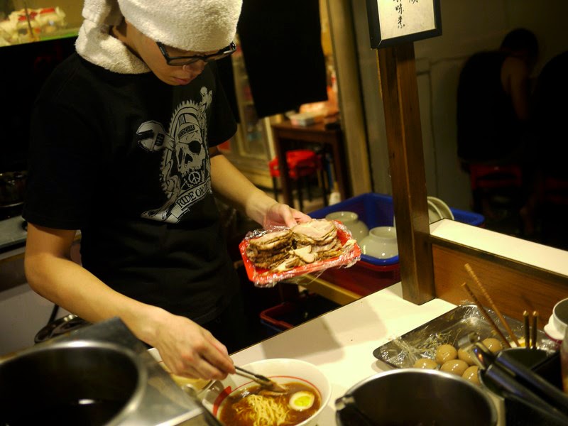 【台中MEN日式拉麵】深夜才賣的西屯派出所拉麵