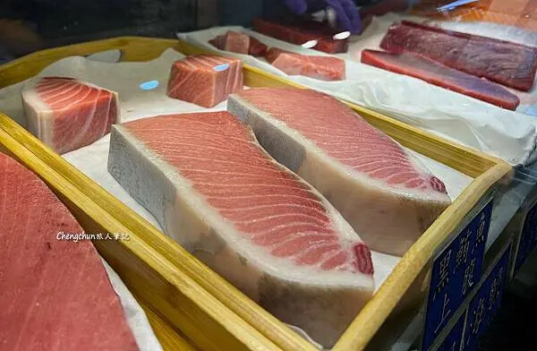 華僑市場【黑鮪魚生魚片+代課料理】原來在地人都這樣吃 ! 華僑市場【黑鮪魚生魚片+代課料理】原來在地人都這樣吃 !