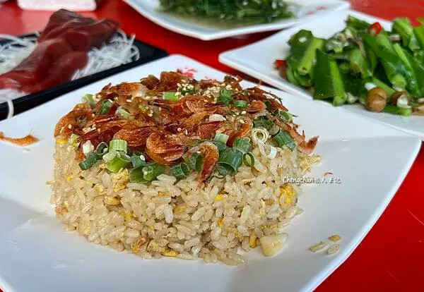 華僑市場【黑鮪魚生魚片+代課料理】原來在地人都這樣吃 ! 華僑市場【黑鮪魚生魚片+代課料理】原來在地人都這樣吃 !