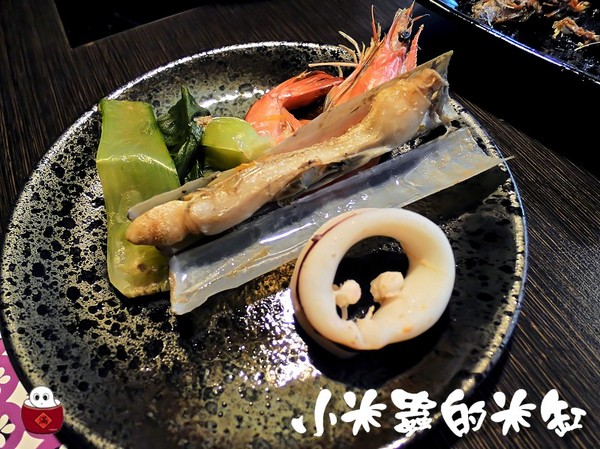 【捷運國父紀念館站】紅蟹將軍-頂級帝王蟹火鍋串燒吃到飽