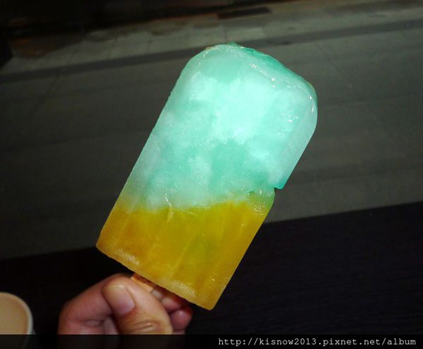 8%ice 冰淇淋專門店(新光A8門市)：造型亮眼的水果冰棒--8％冰淇淋(新光三越分店)体驗心得