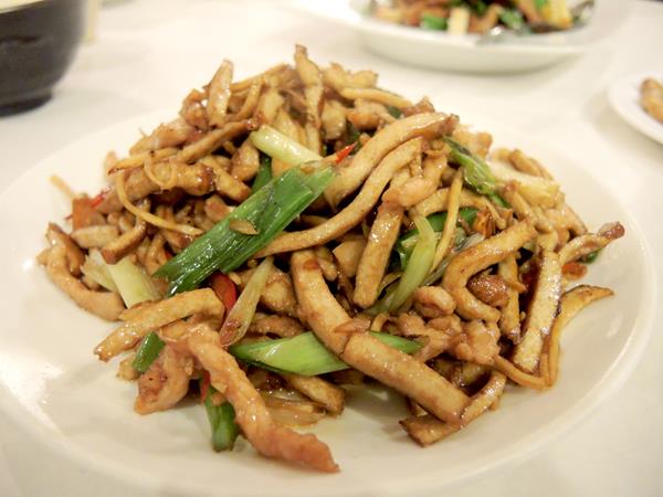 台北大安森林公園站) 六廚川式料理-不吃辣的人也愛的川式料理！