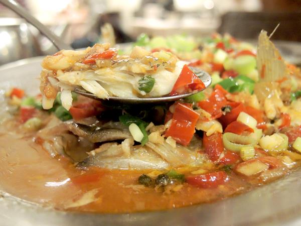 台北大安森林公園站) 六廚川式料理-不吃辣的人也愛的川式料理！