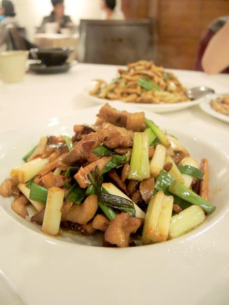 台北大安森林公園站) 六廚川式料理-不吃辣的人也愛的川式料理！