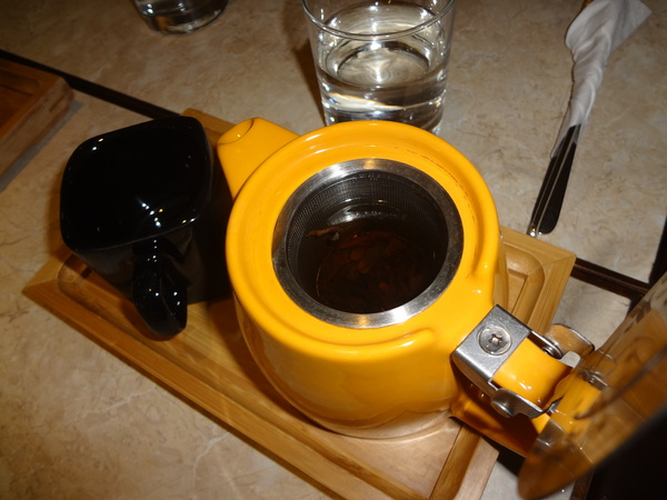 CV黑色天使蛋糕精品店：1021116[官本金文愛台灣口碑券第16彈]CV黑色天使蛋糕精品店魔術師極致華麗的甜點饗宴讀你讀你心想吃什麼BLACK ANGEL