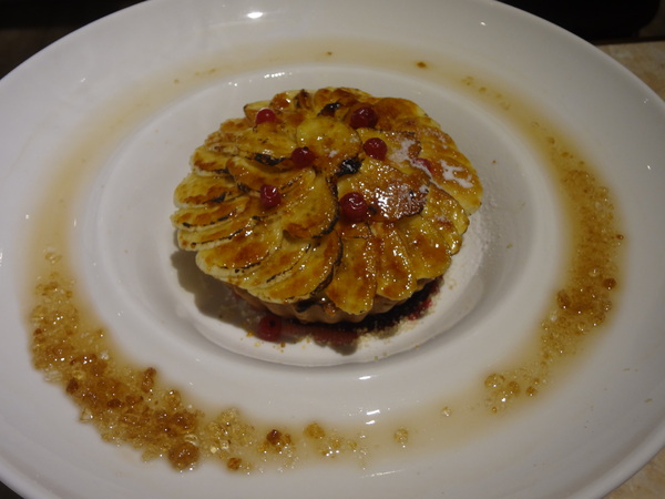 CV黑色天使蛋糕精品店：1021116[官本金文愛台灣口碑券第16彈]CV黑色天使蛋糕精品店魔術師極致華麗的甜點饗宴讀你讀你心想吃什麼BLACK ANGEL