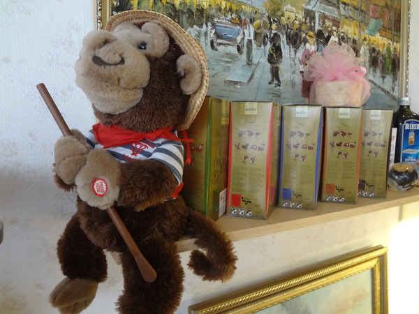 CV黑色天使蛋糕精品店：1021116[官本金文愛台灣口碑券第16彈]CV黑色天使蛋糕精品店魔術師極致華麗的甜點饗宴讀你讀你心想吃什麼BLACK ANGEL