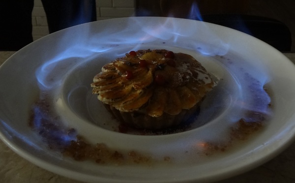 CV黑色天使蛋糕精品店：1021116[官本金文愛台灣口碑券第16彈]CV黑色天使蛋糕精品店魔術師極致華麗的甜點饗宴讀你讀你心想吃什麼BLACK ANGEL